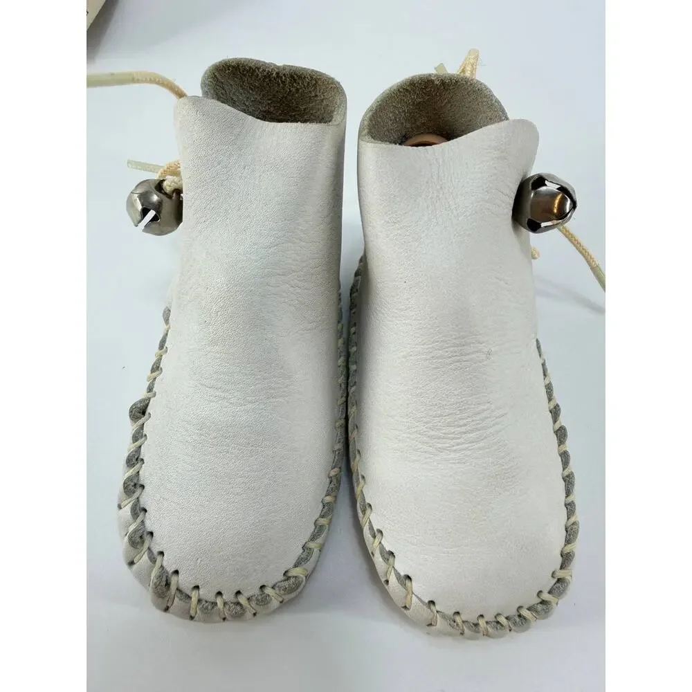 Vintage Minnetonka PA POO SHU Baby Boots White Leather Size 3 Moccasins
